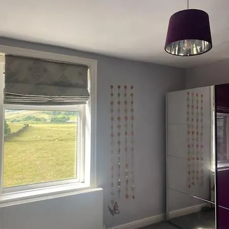 Riverside Retreat Sleeps 7 Cononley