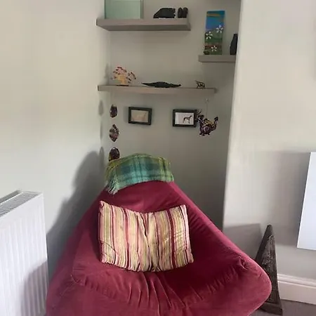 Riverside Retreat Sleeps 7 * Cononley