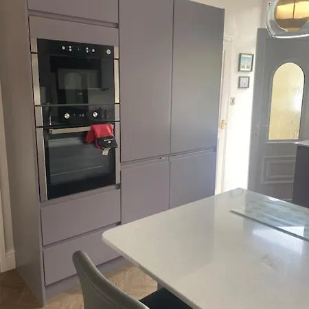 Riverside Retreat Sleeps 7 Cononley