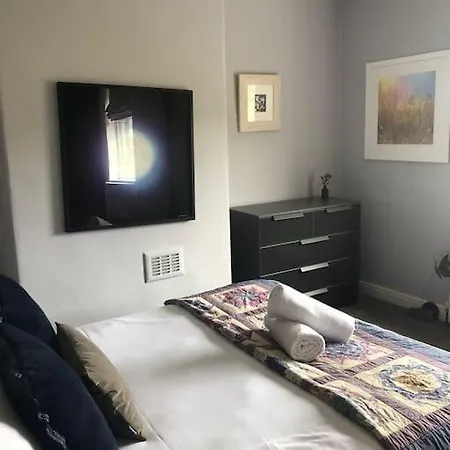 Riverside Retreat Sleeps 7 * Skipton