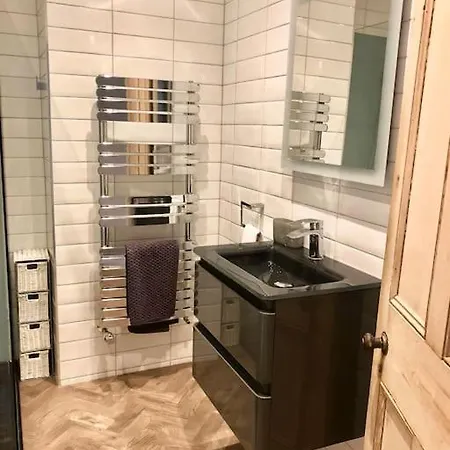 Riverside Retreat Sleeps 7 Cononley