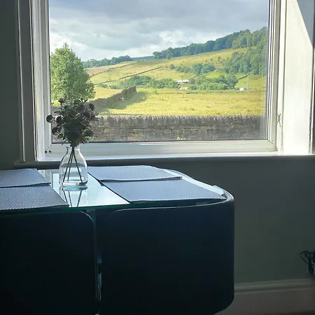 Holiday home Riverside Retreat Sleeps 7 *