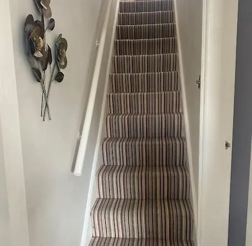 Riverside Retreat Sleeps 7 Cononley