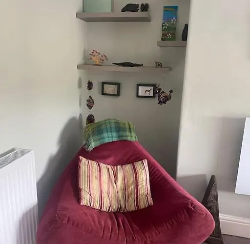 Riverside Retreat Sleeps 7 * Cononley