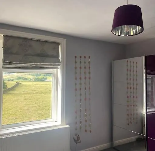 Riverside Retreat Sleeps 7 Cononley