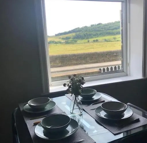 Riverside Retreat Sleeps 7