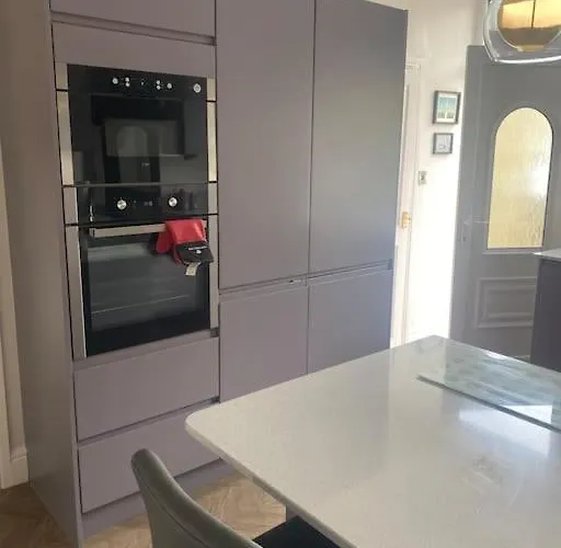 Riverside Retreat Sleeps 7 Cononley